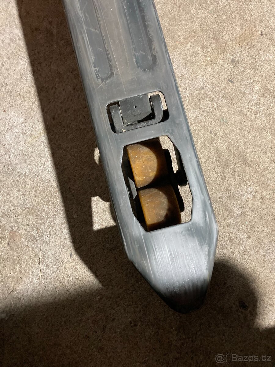 Elektrický paletový vozík Linde MT12 - 4