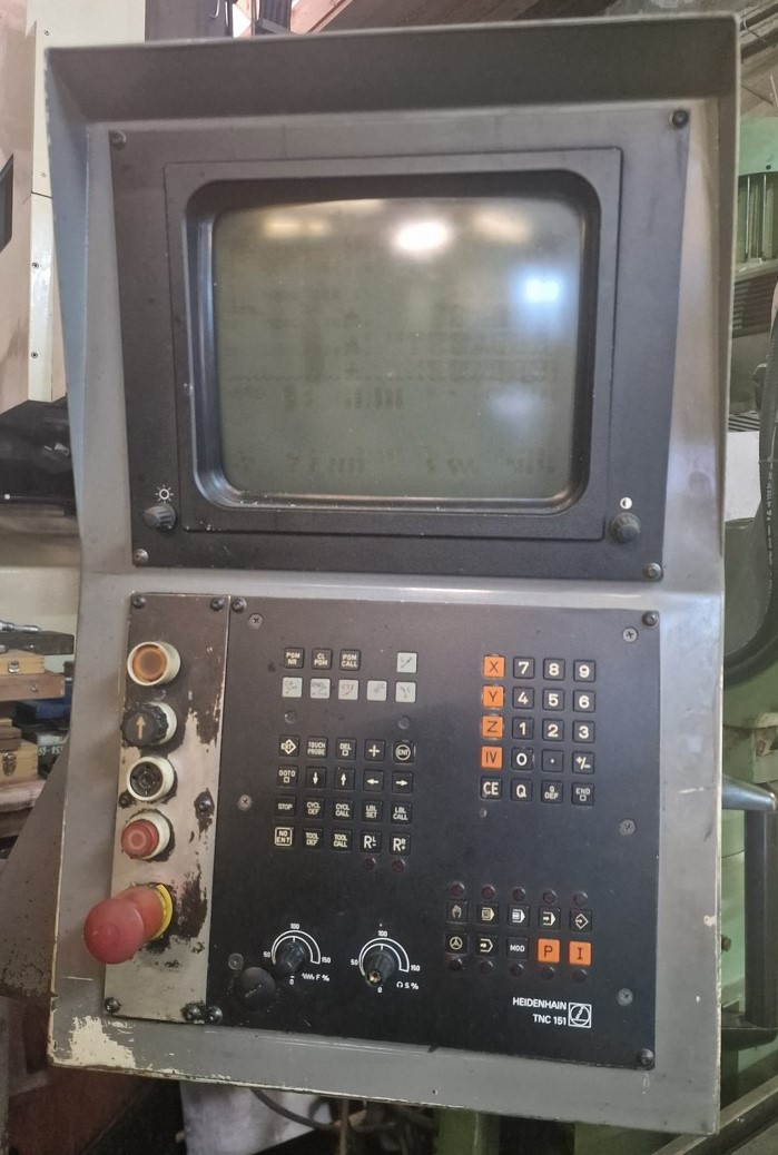 CNC nástrojová frézka BRIDGEPORT Series I Interact - 4