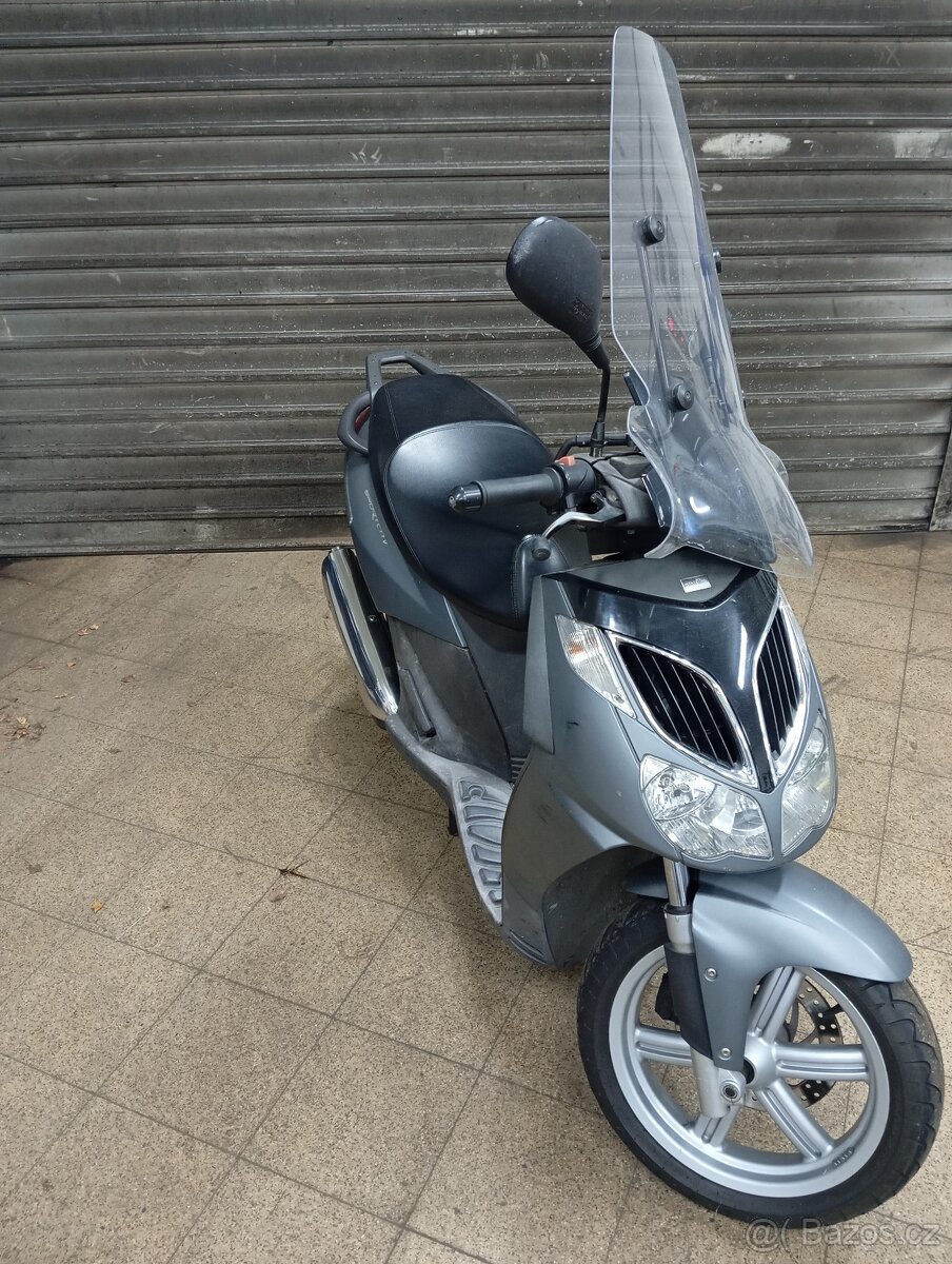 Aprilia sportcity 125 - 4