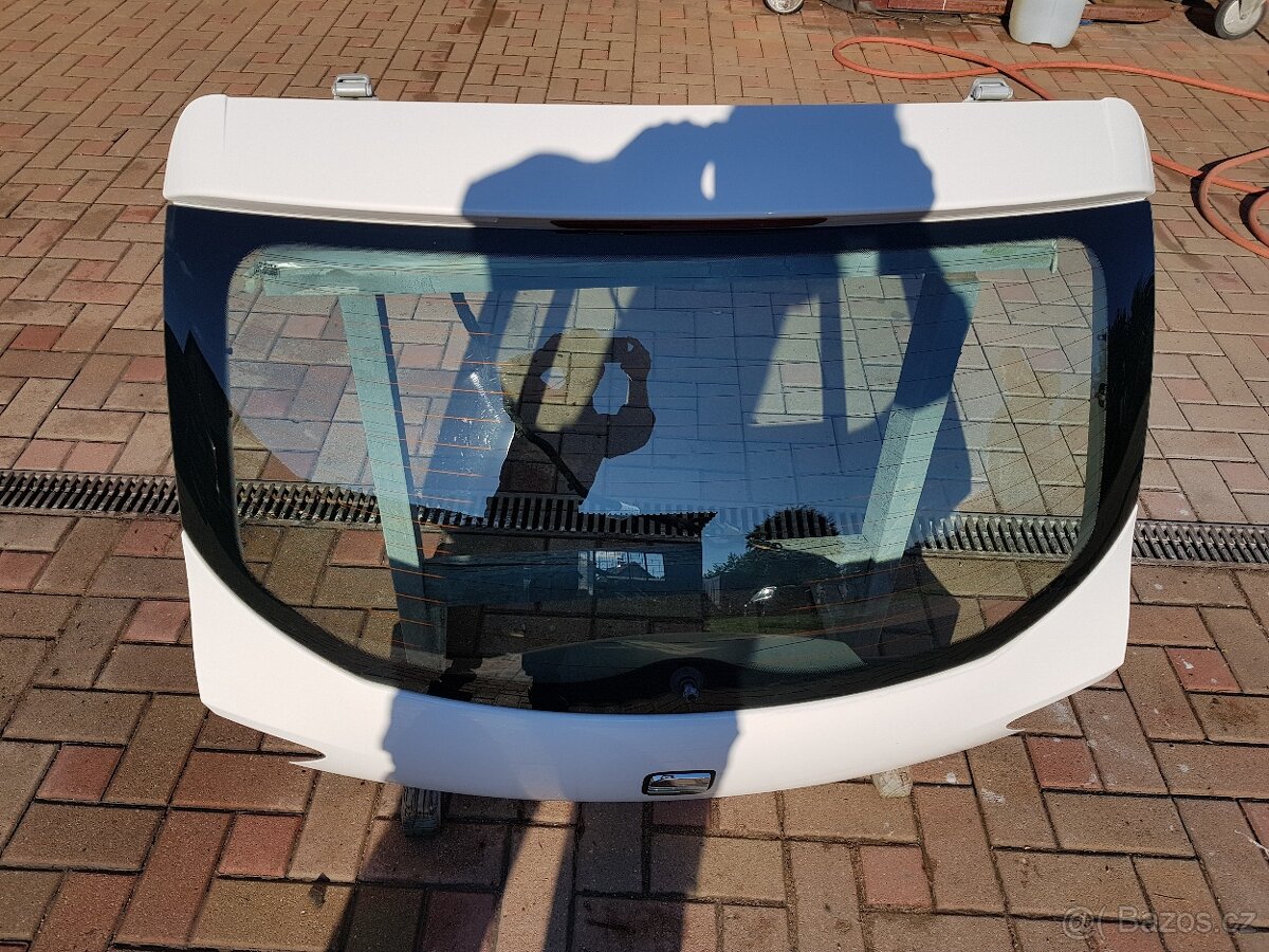 Seat Ibiza 6J - 2010, třetí dveře kompletní,neposkozene - 4