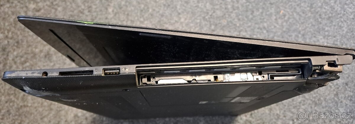 Na náhradní díly notebook Lenovo G50-45 model 80E301UWCK - 4