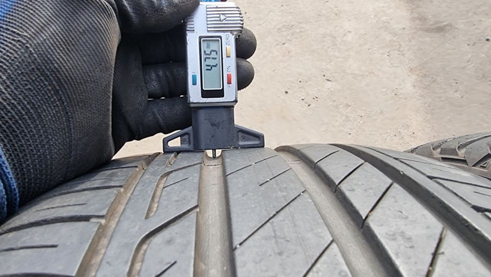 Letní pneu 225/45/17 Bridgestone - 4