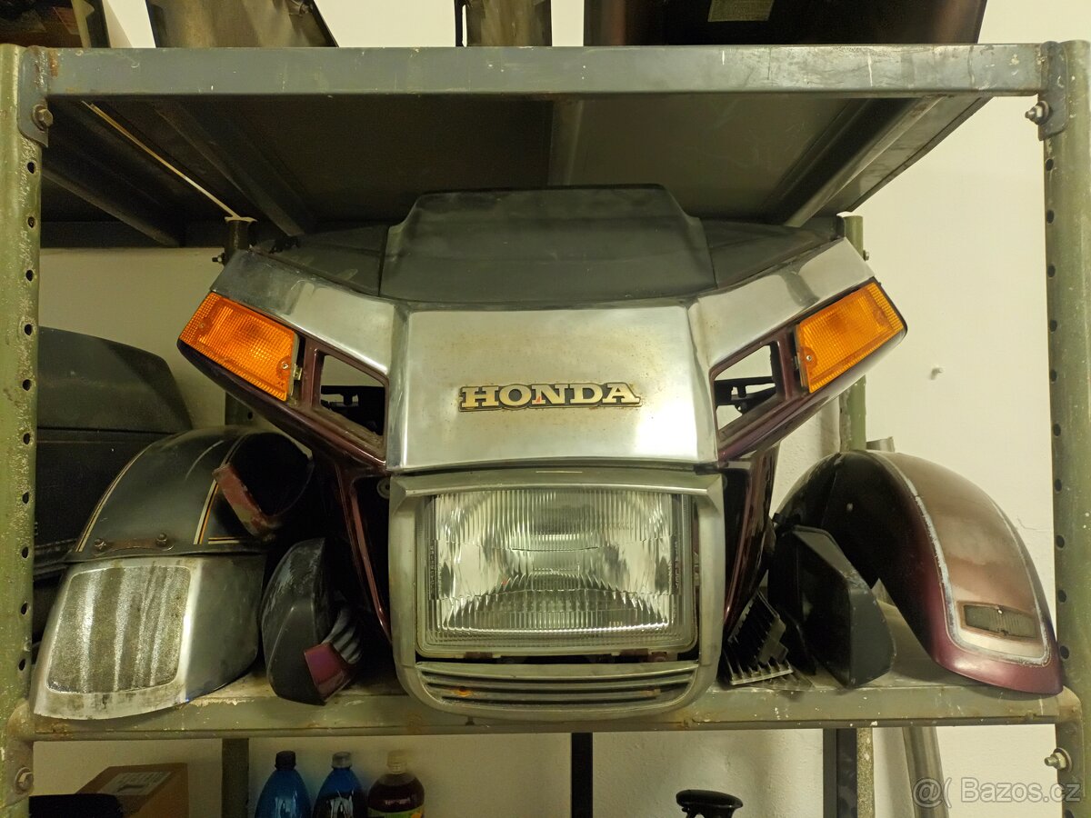 Honda GoldWing - 4