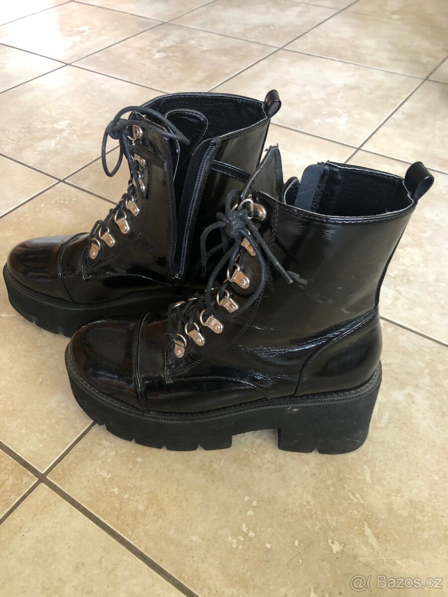 Prodám dámské černé boty - 4