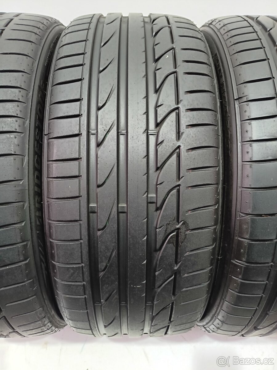Letní pneu 235/40/19 Bridgestone - 4