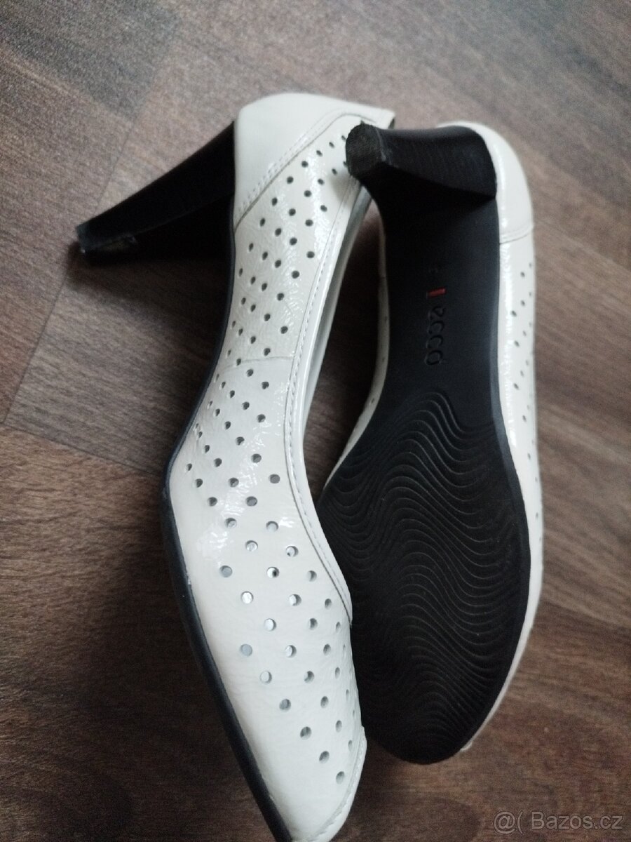 Lodicky Zn. ECCO vel. 40 - 4