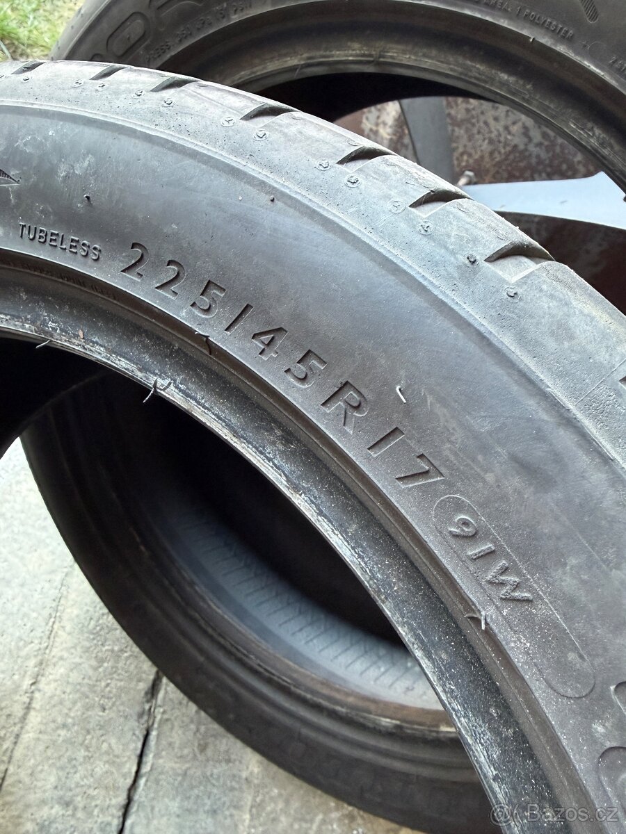 LETNÍ PNEU 225/45 R17 DUNLOP - 4