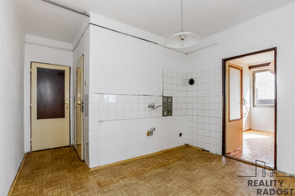 Zajímavá investiční příležitost v podobě bytu 3+1 s balkonem - 4
