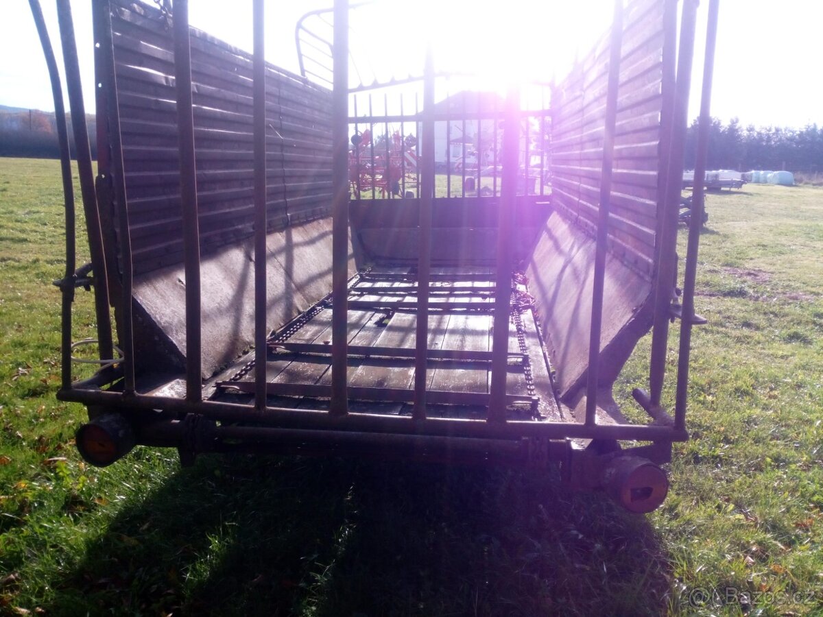 Sběrací vůz na seno , trávu - 4
