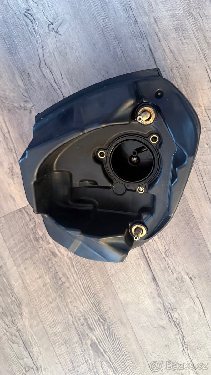 Sání Harley Davidson M8 - 4