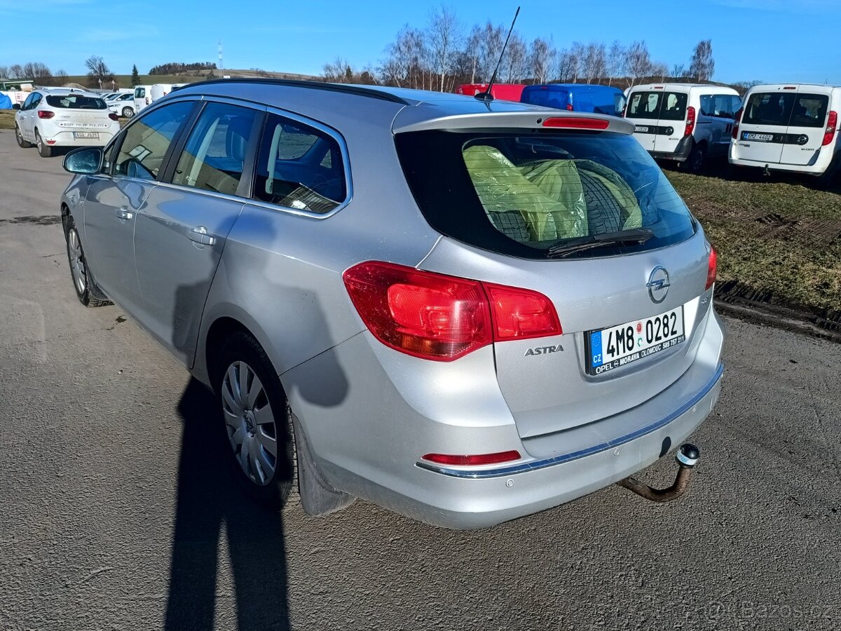 Opel Astra ST 1.6 CDTi RV2013 odpočet DPH - 4