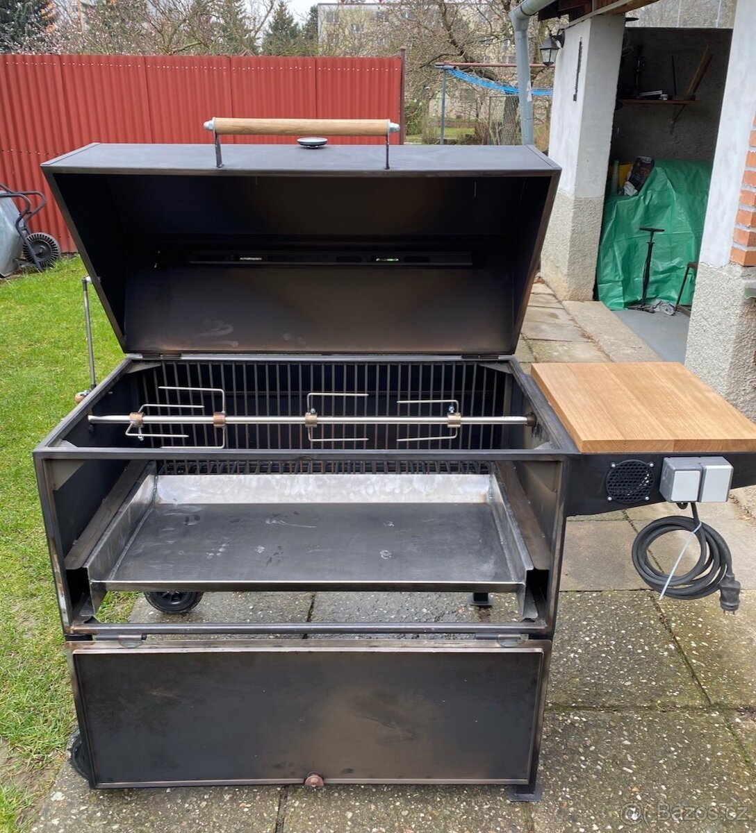 Gril na kýtu, sele, jehně - 4