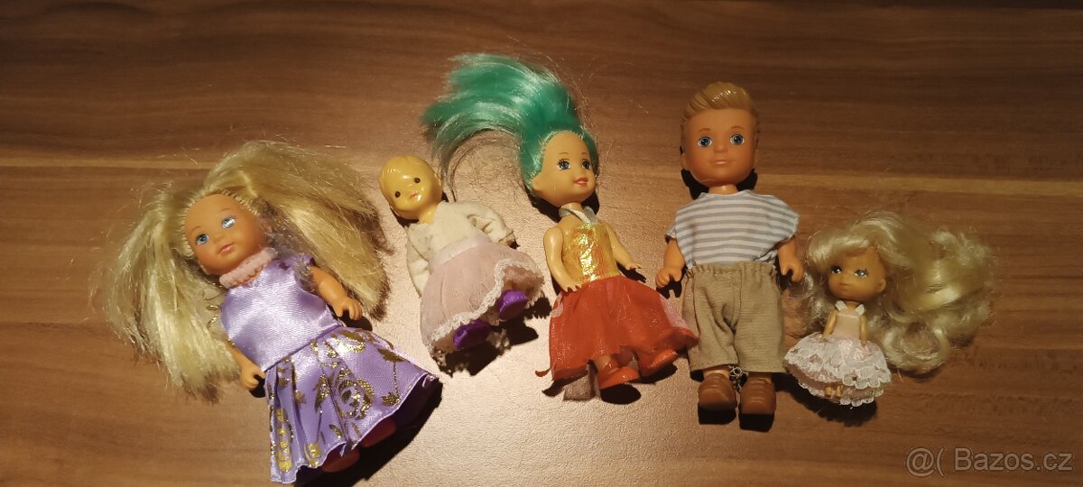 Malé panenky s oblečky - 4