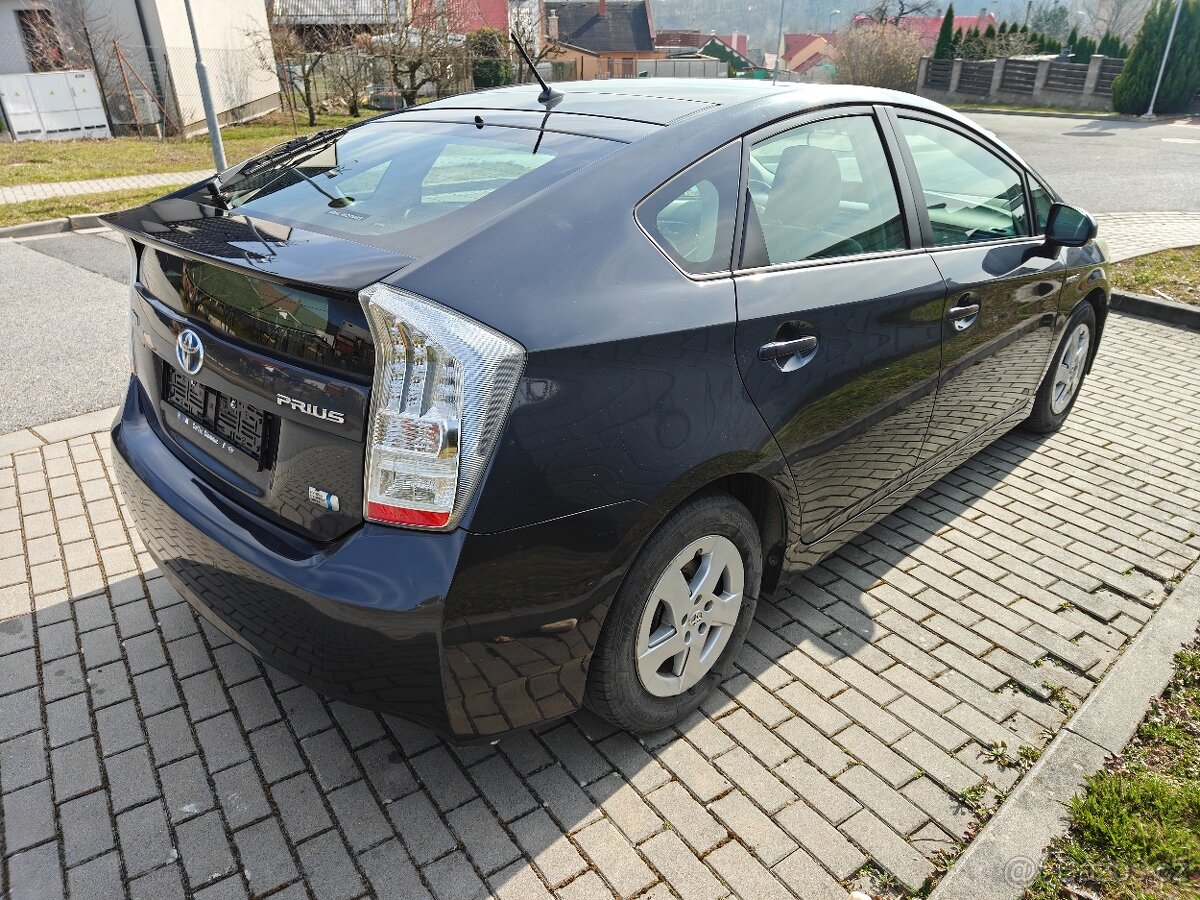 Toyota Prius 1.8 - 4