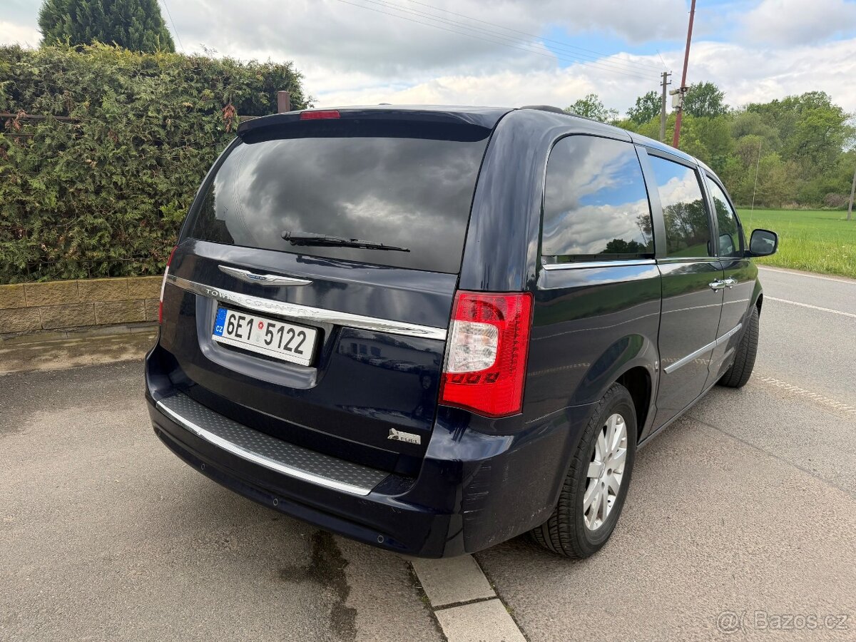 Chrysler Town Country 3,6 Limit DVD Śíbr 2012 DPH - 4
