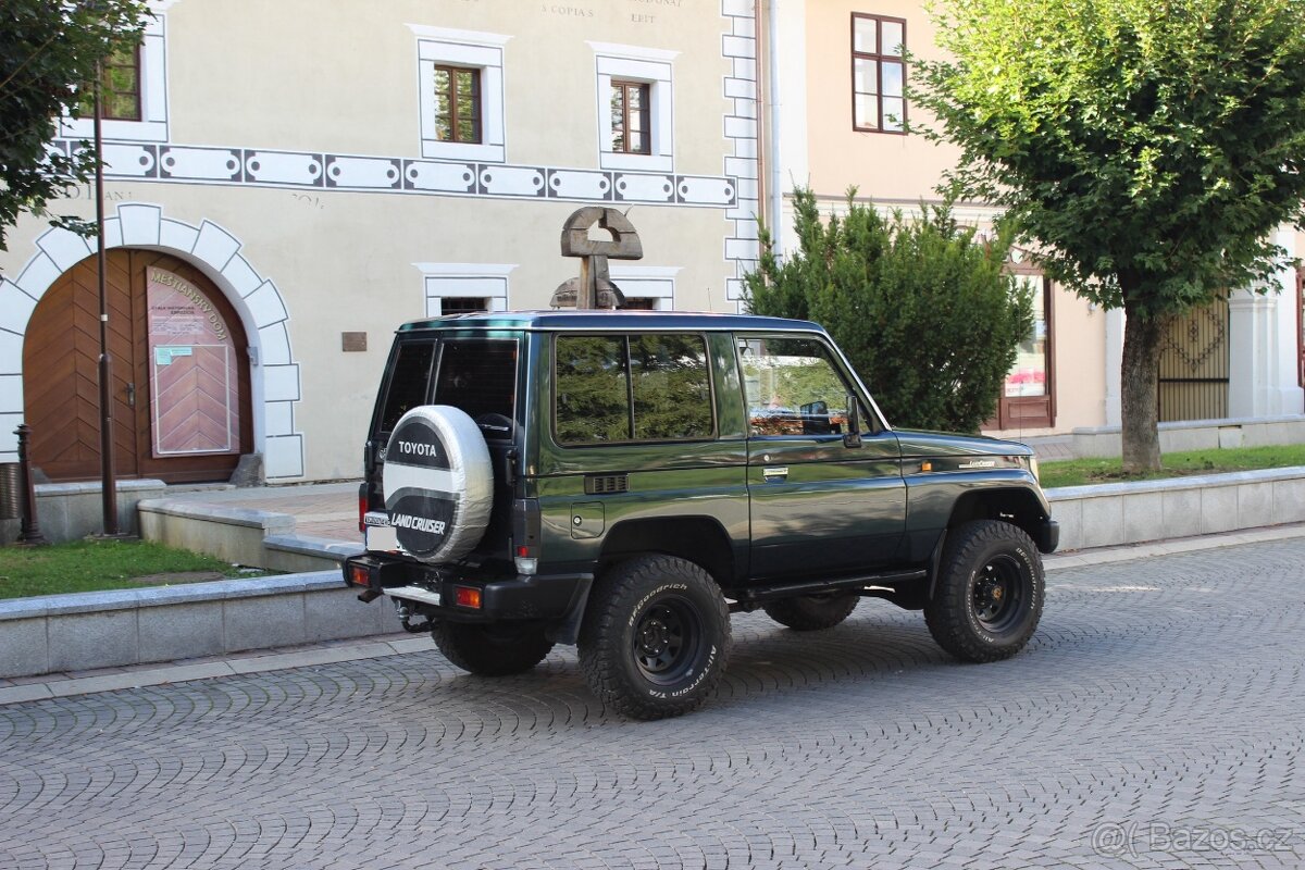 Toyota Land Cruiser Kzj 70 - 4