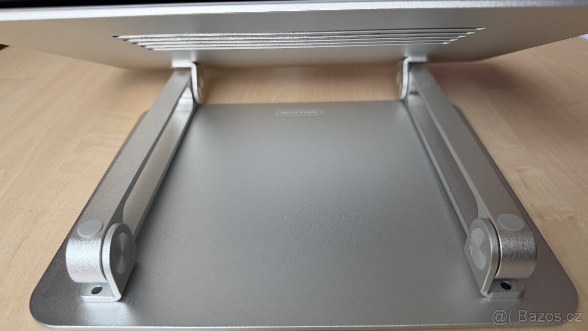 Apple MacBook Air 15,3" / M2 / 8GB / 256GB (2023) - 4