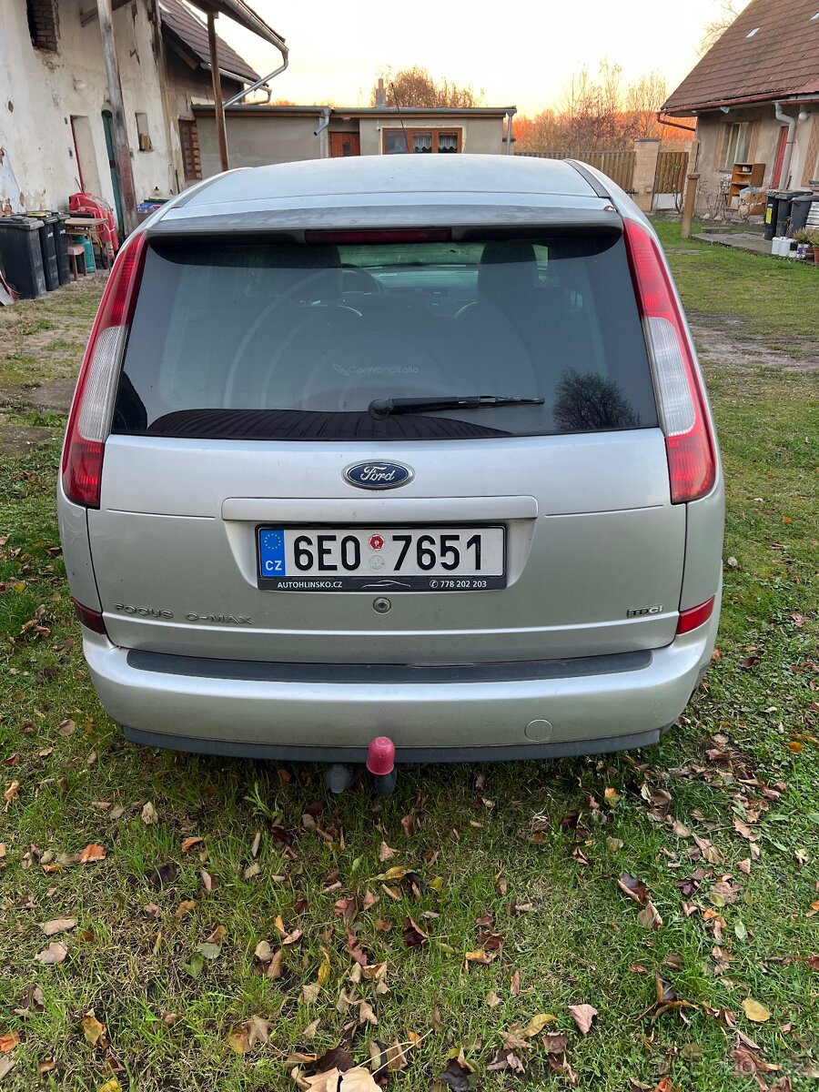 Prodám celé auto na náhradní díly - FORD FOCUS C-MAX - 4