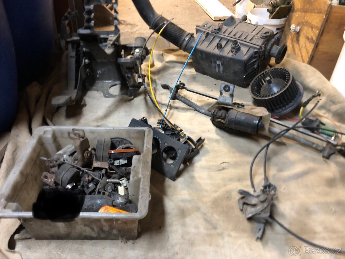 Díly VW Polo III Classic 6V2 - 4