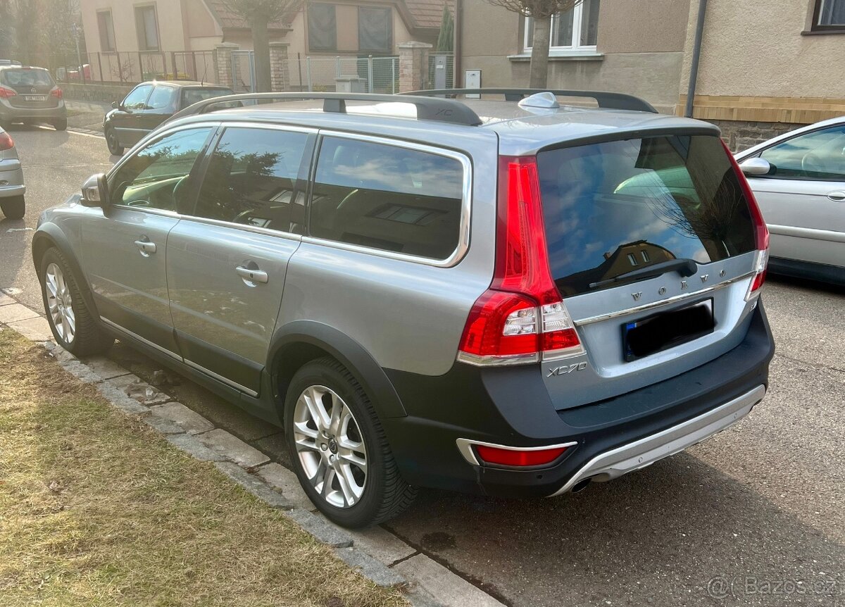 Volvo XC70 - 4