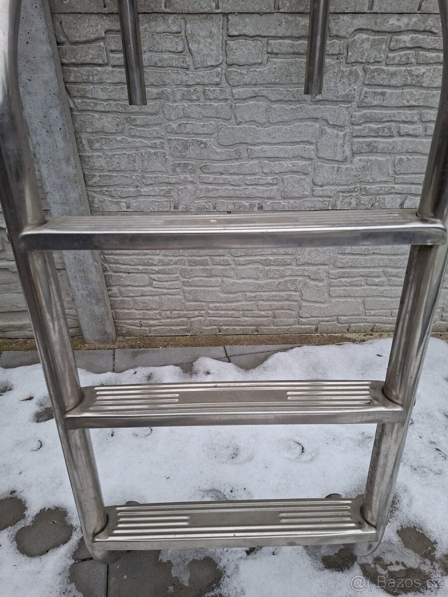 Schůdky do bazénu - 4