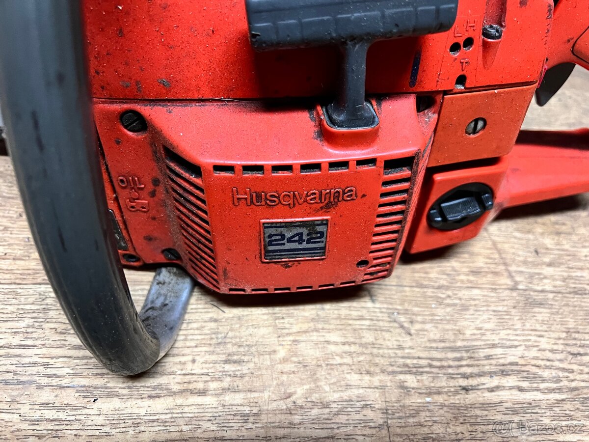 Motorová pila Husqwarna 242 - 4