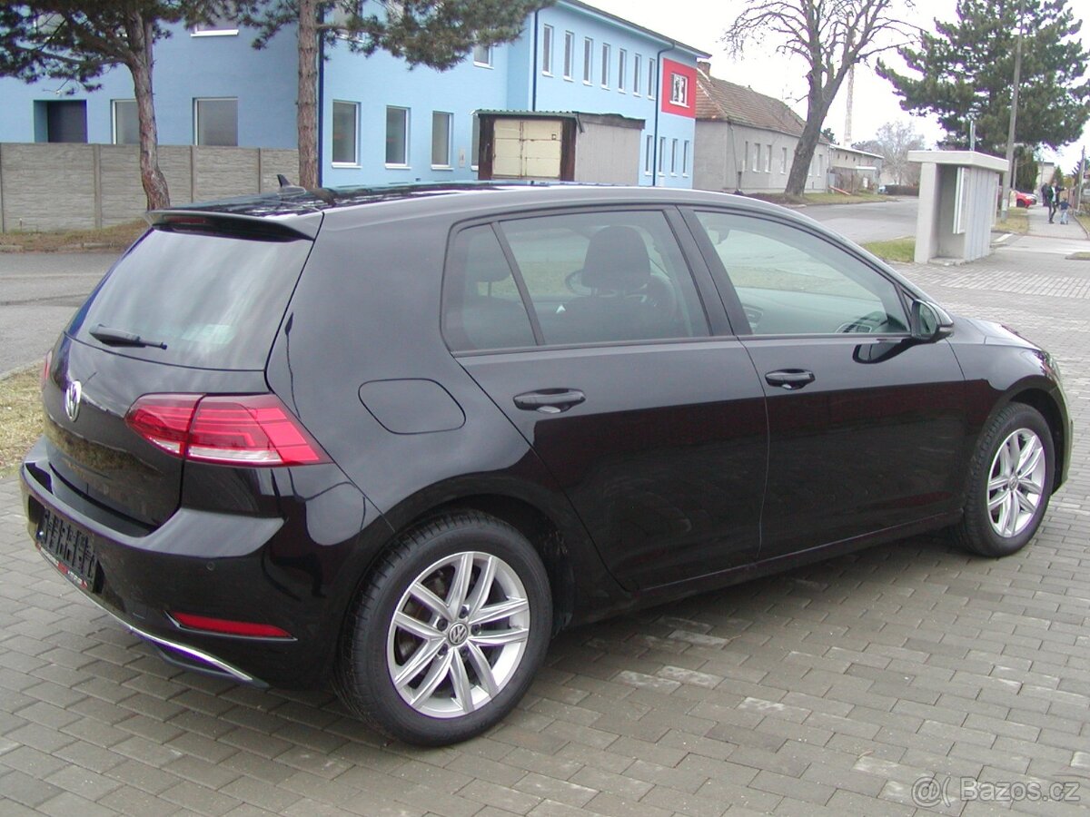 Golf 1.6TDi, Comfortline, Vysoká výbava - 4