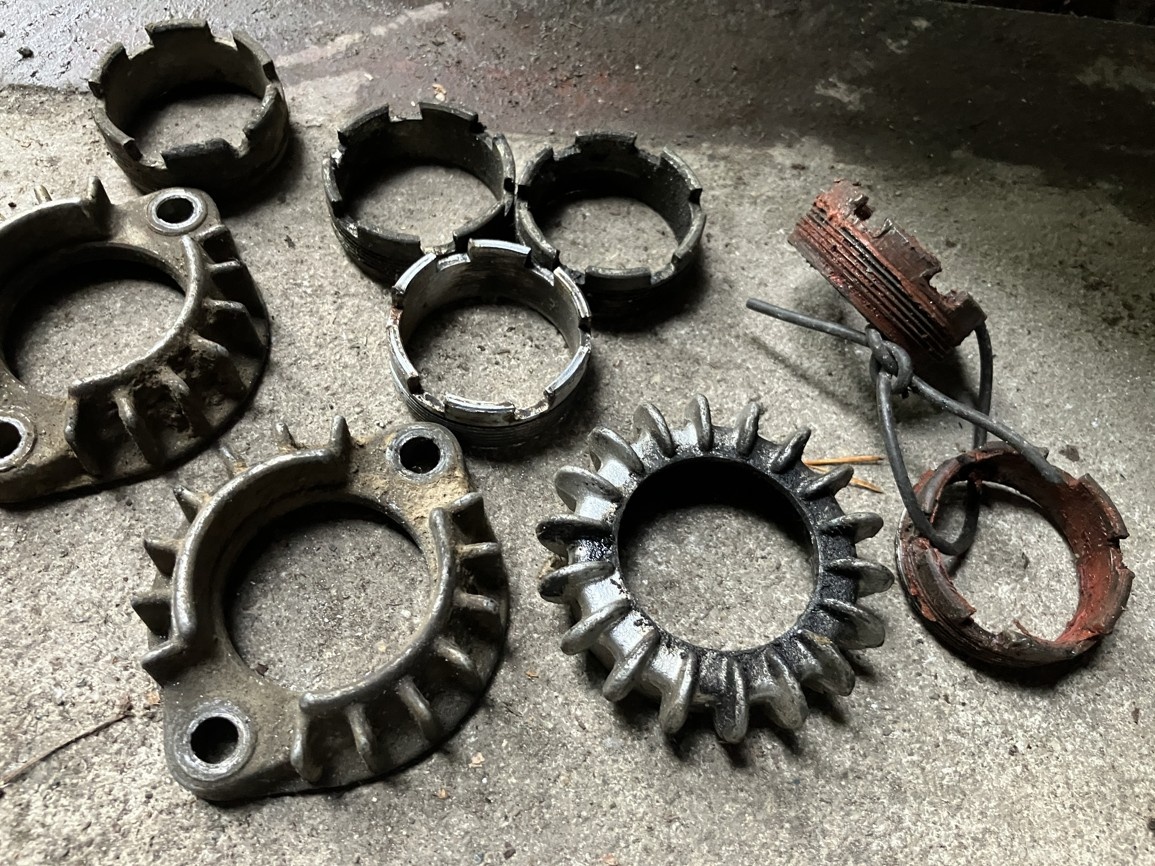 JAWAČZ MATICE VÝFUKŮ - 4