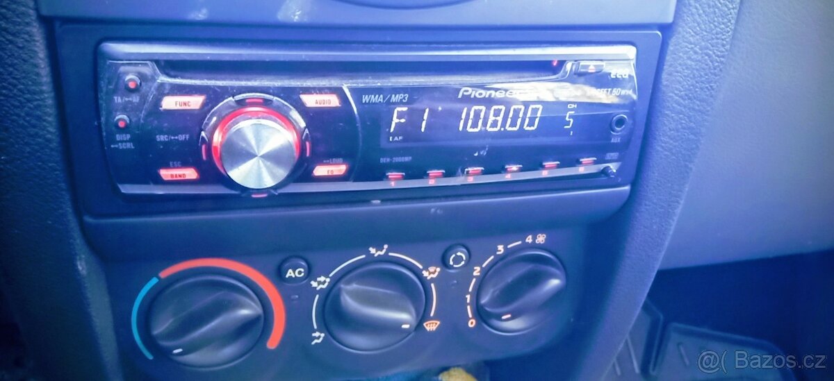 Prodám Renault Thalia, najeto 52000 - 4