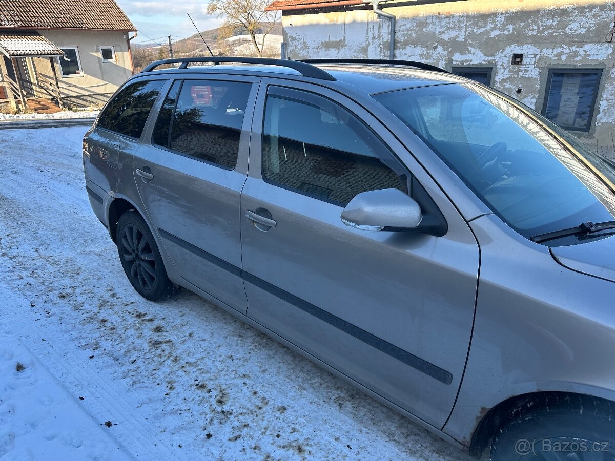 Věskeré díly Octavia II Combi 1.9 TDi BXE / capuccino 9202 - 4