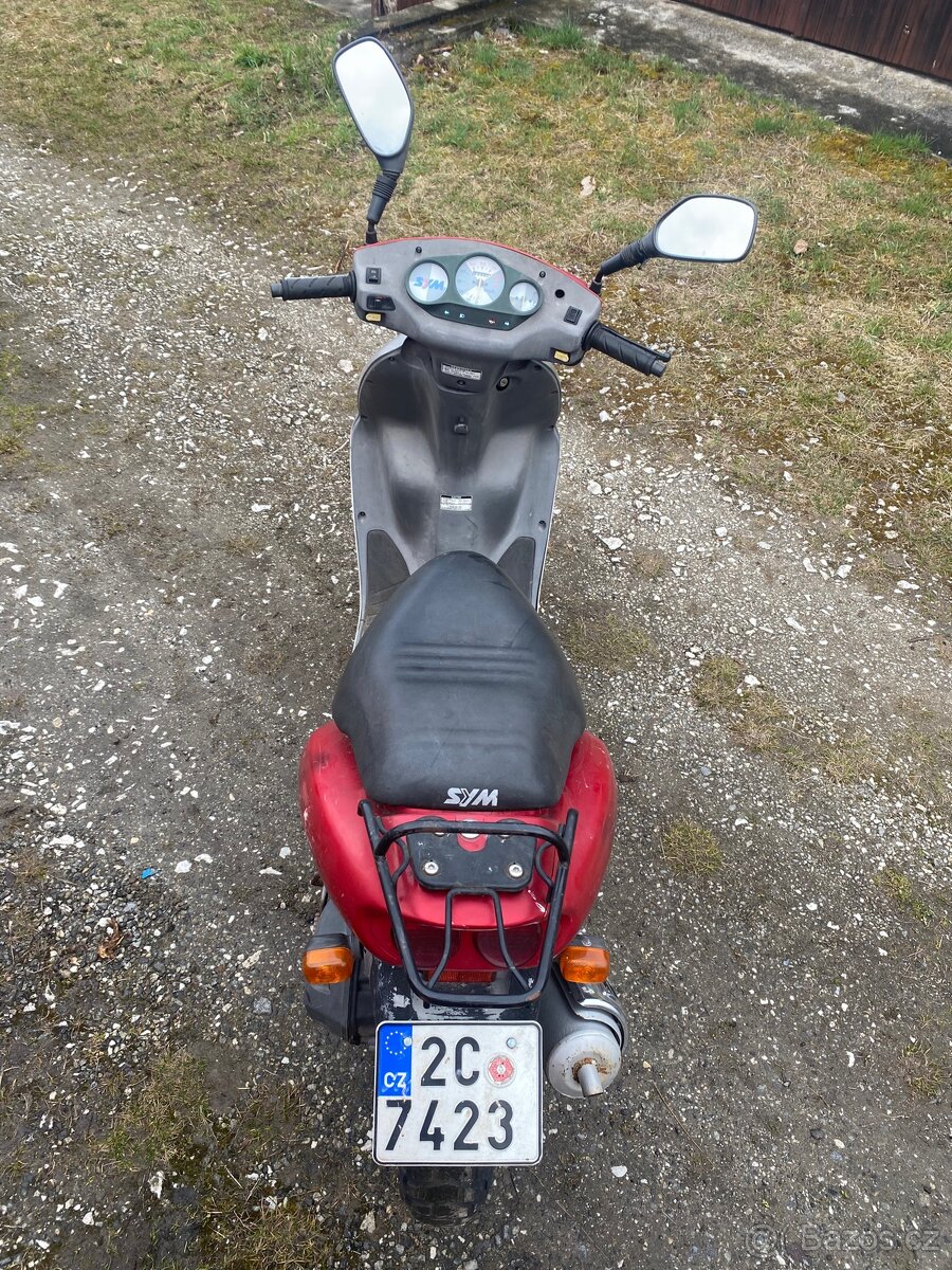Prodám skútra značky Sym 50 4t - 4