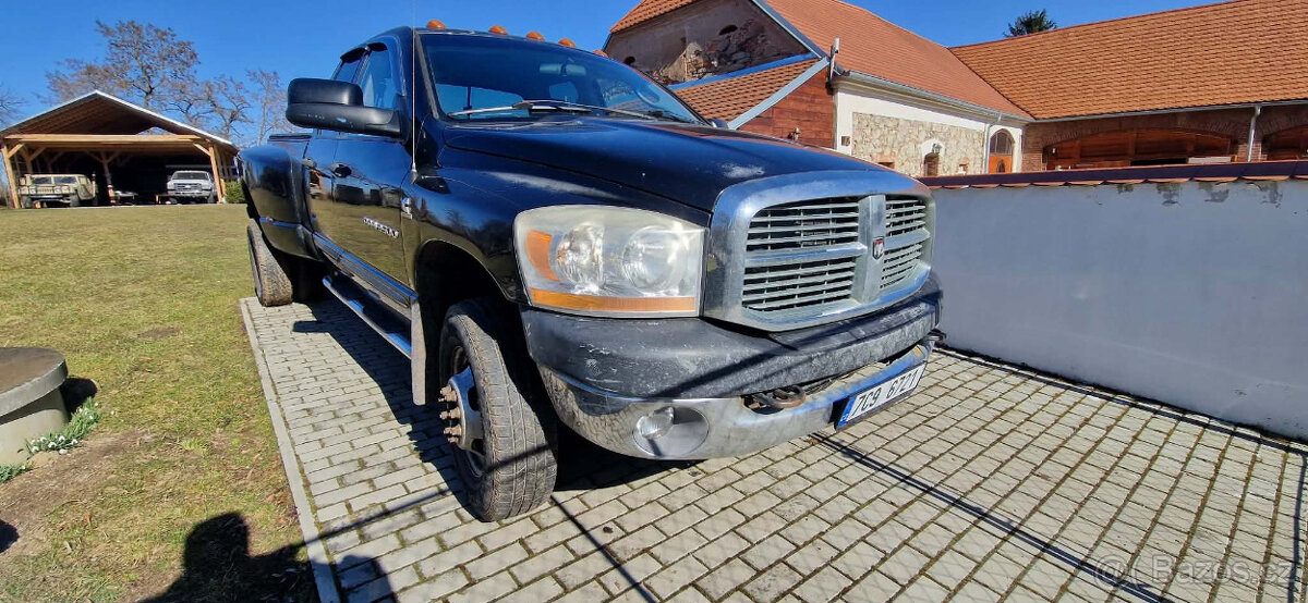 Dodga Ram 3500 Heavy Duty - 4