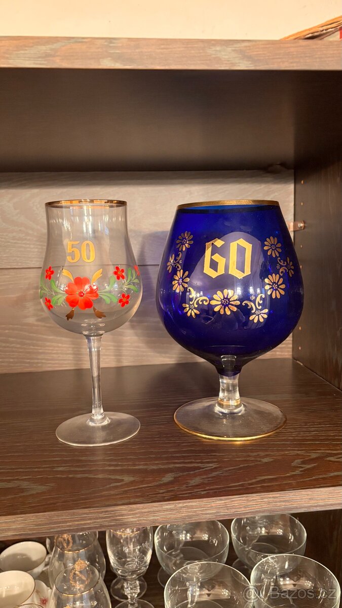 Různé skleničky a hrníčky - 4