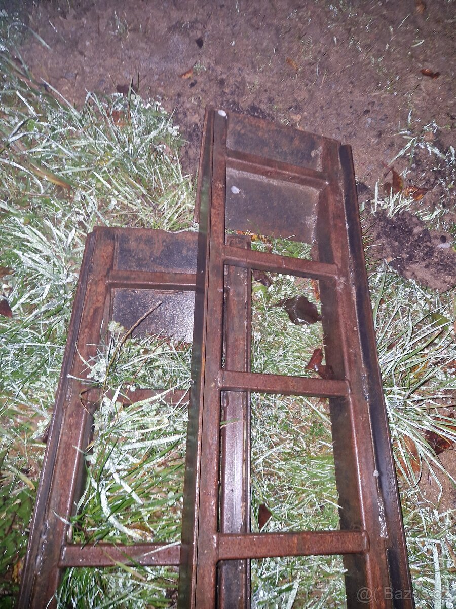 Najezdy na pasovy bagr - 4