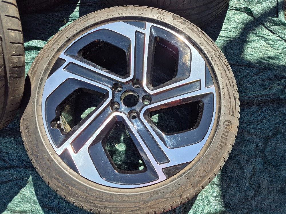 letní sada Volkswagen ID.7 R20 Skagen - 4