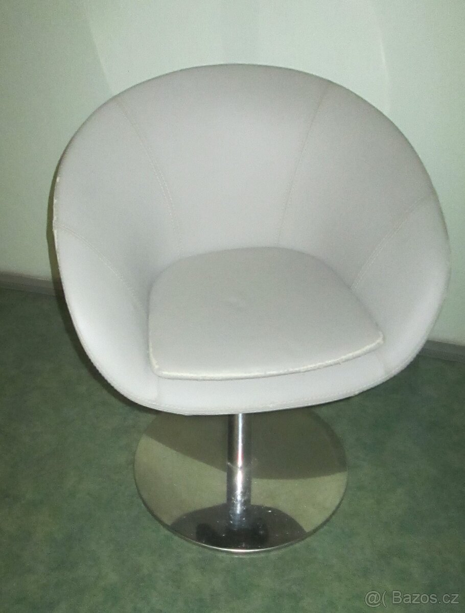 Jídelní masivní židlička do kuchyně - 4