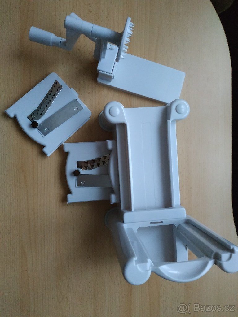 Spiralizer na zeleninu zn. Spiral Slicer - 4
