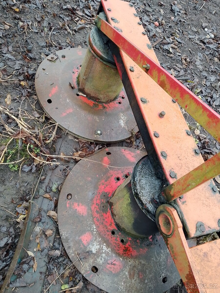 BUBNOVÁ ROTAČNÍ SEKAČKA 165 CM - 4