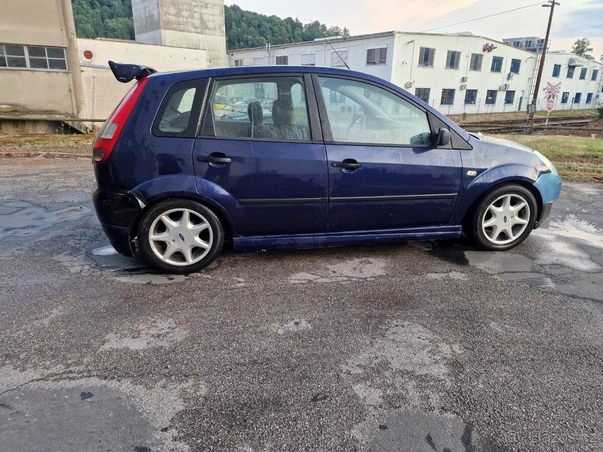Ford fiesta 1.6 16V 74Kw 100koni, ST paket, r.v 2002, StK NE - 4