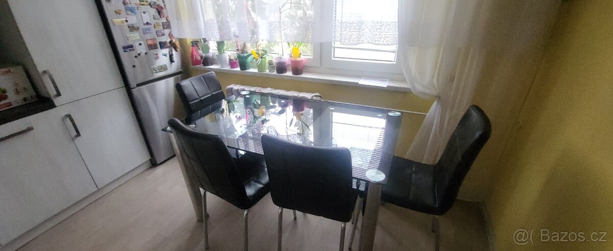 Stůl a židle - 4