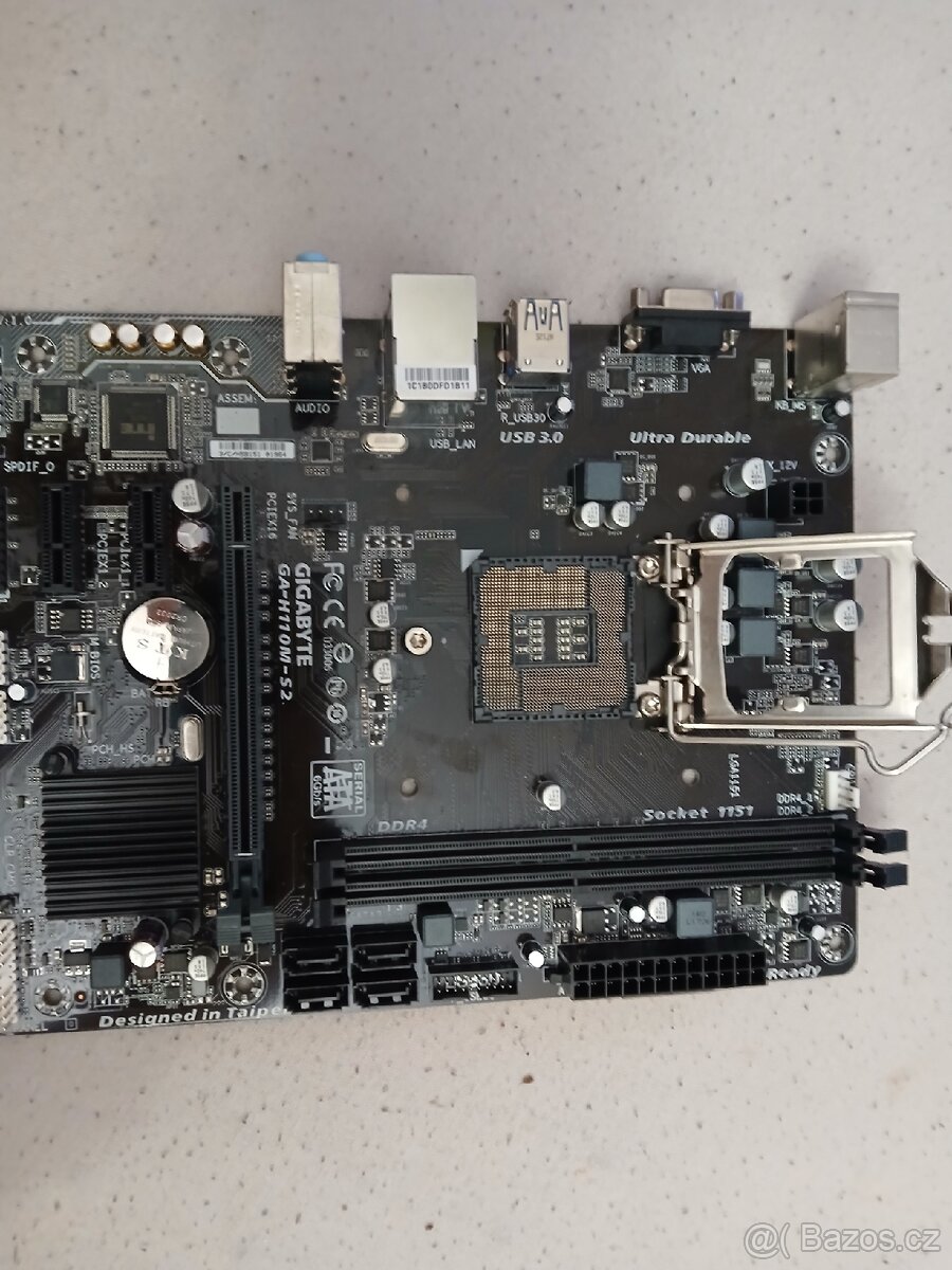 Gigabyte GA-H110M-S2 – LGA 1151 - 4