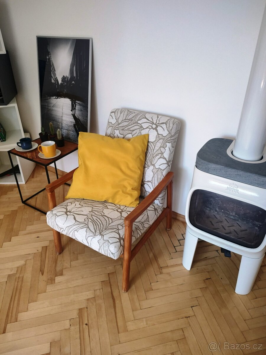 NOVÉ RETRO KŘESLO IKEA - PC 6400,- - 4