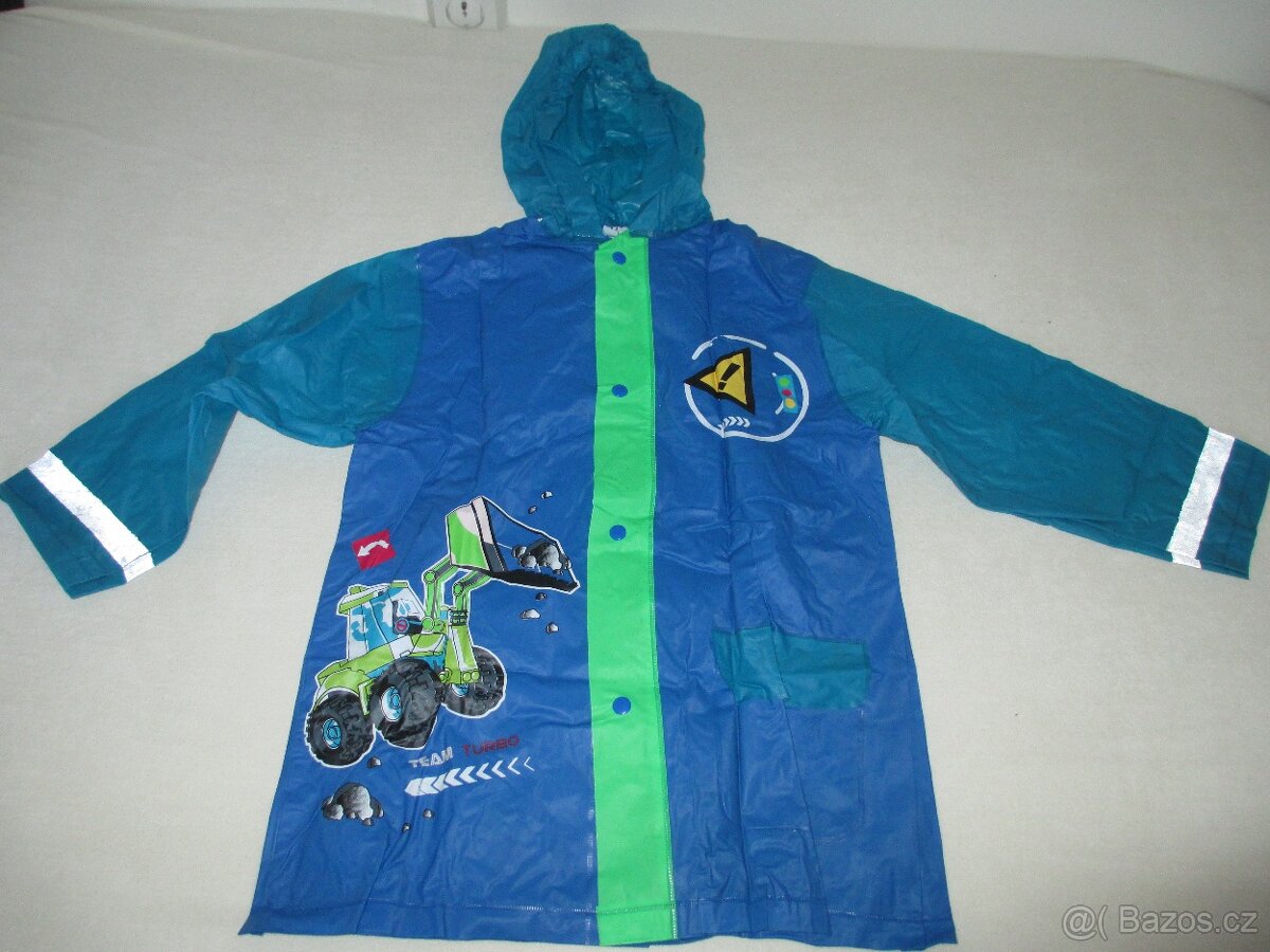 Pláštěnka, čepice, bačkory - 4