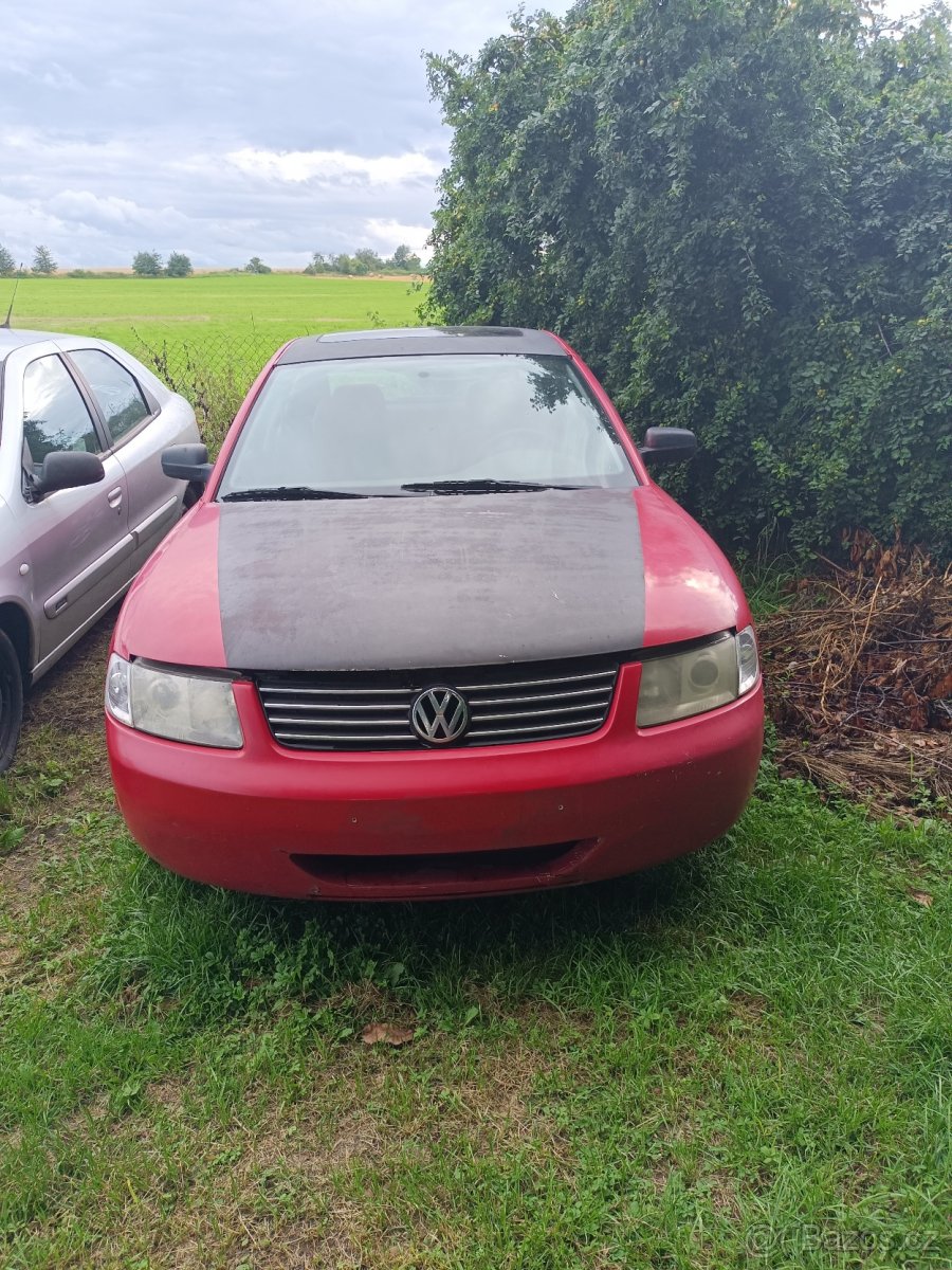 Passat 1.6 - 4