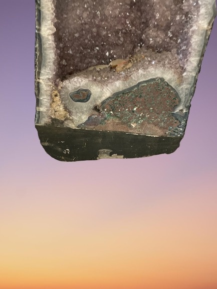 Ametystová geoda sedá - 4