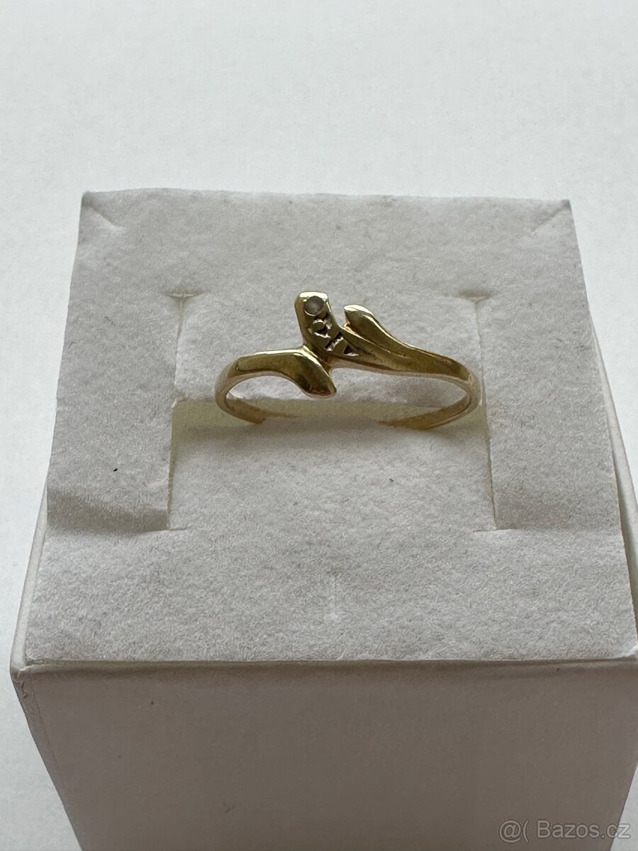 Zlatý prstýnek - 4