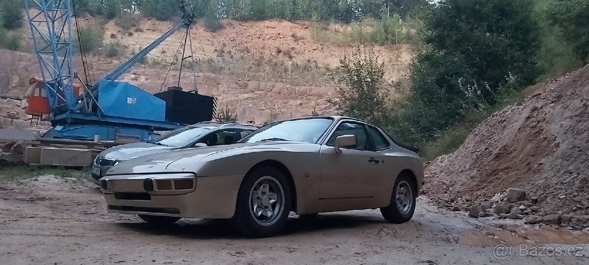 Porsche 944 - 4