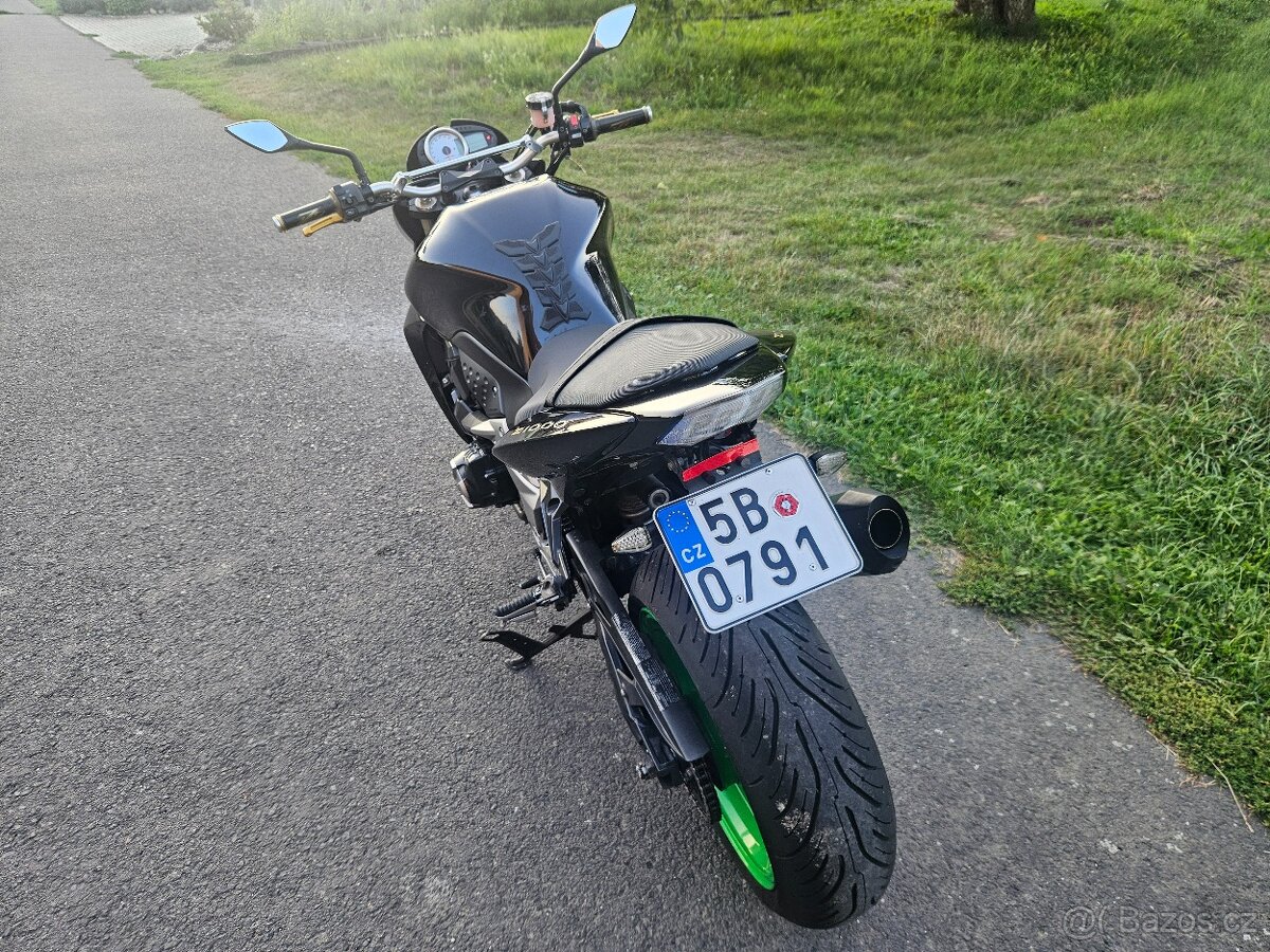 Kawasaki Z 1000 - 4