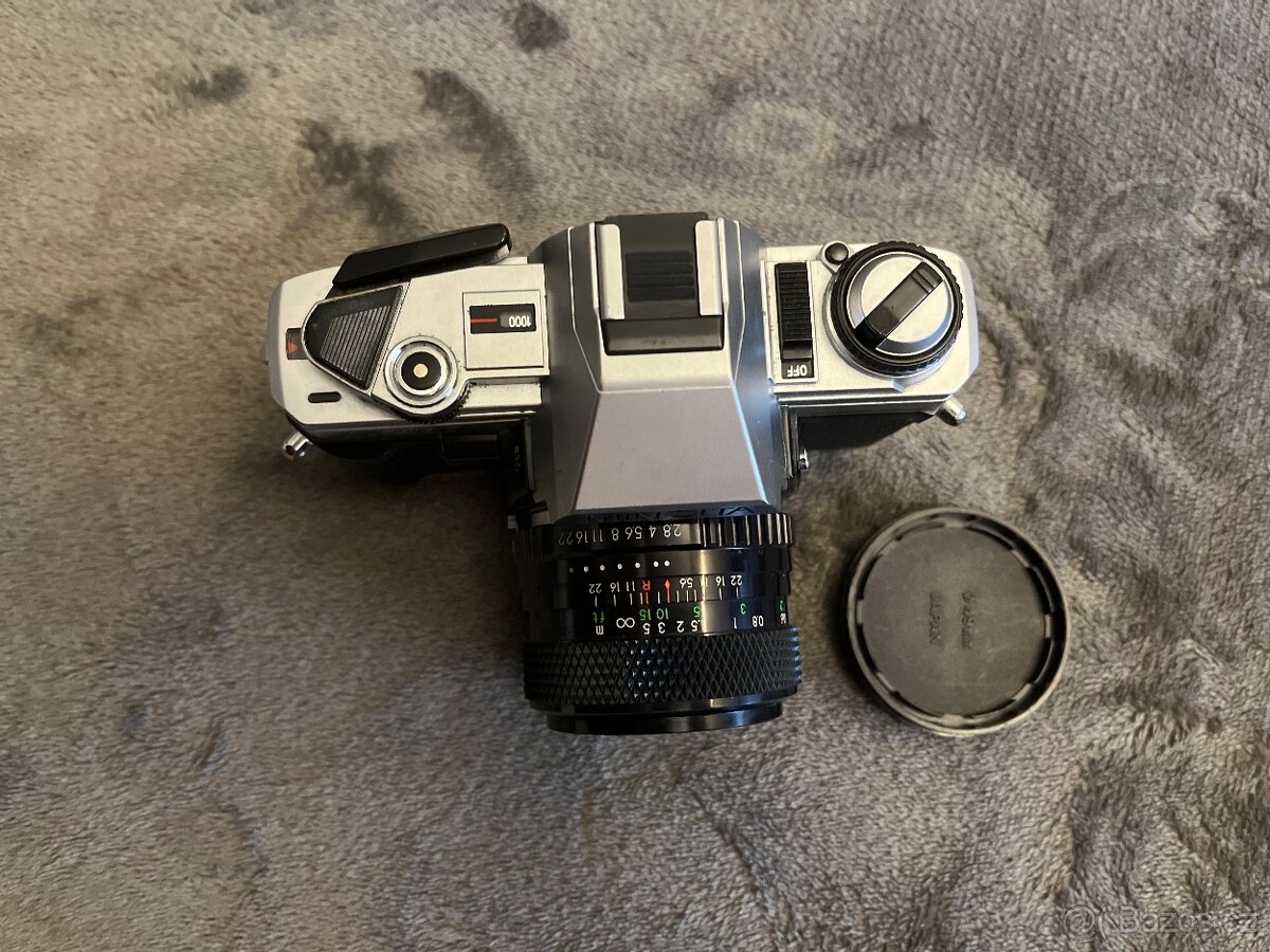 Minolta X-300 + Soligor 28mm f/2.8 - 4