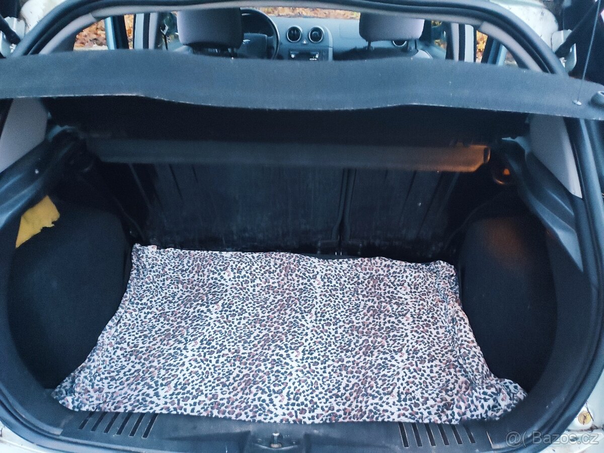 Fiesta 1.4 benzín, 99 600 km, bez koroze - 4